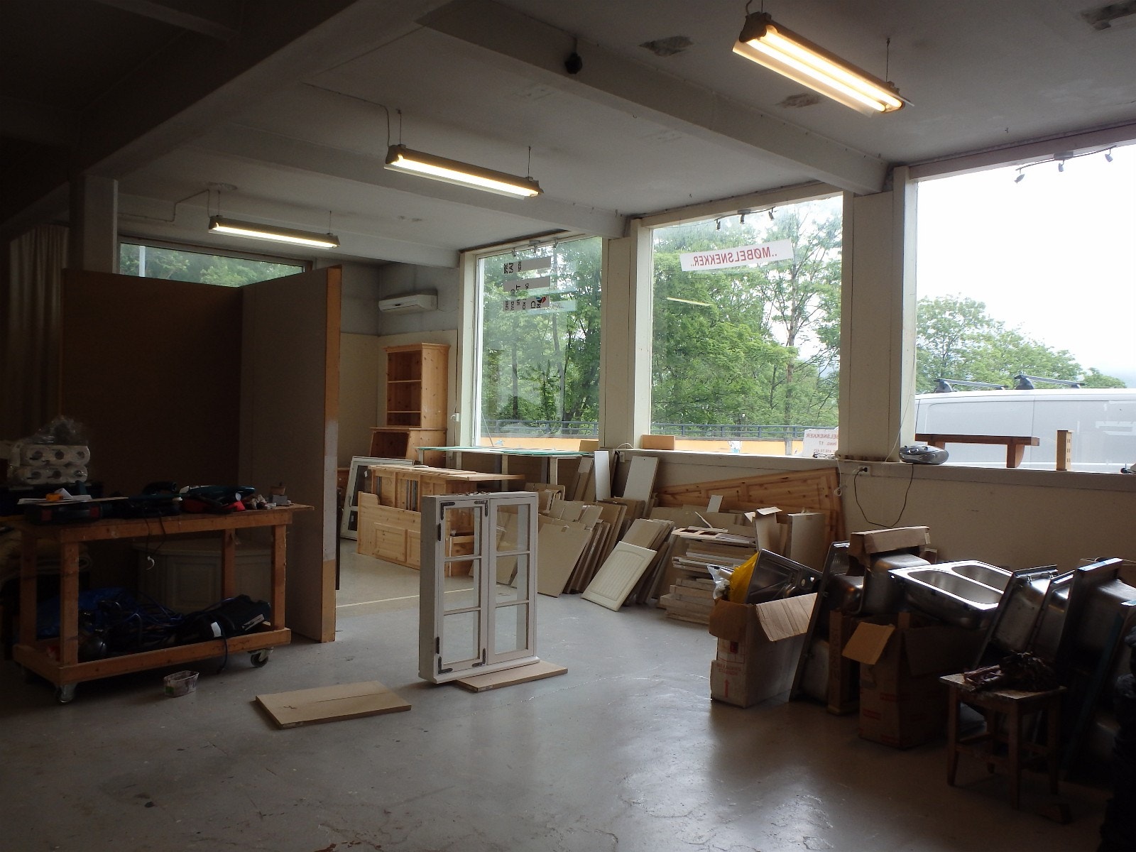 Hus 3, inngang 16 fra gårdsplassen: Ledig, passer butikk, produksjon, lager Galleribilde