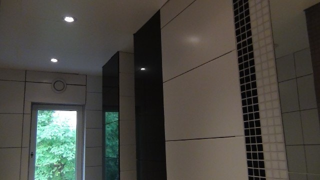 2.etg bad Galleribilde