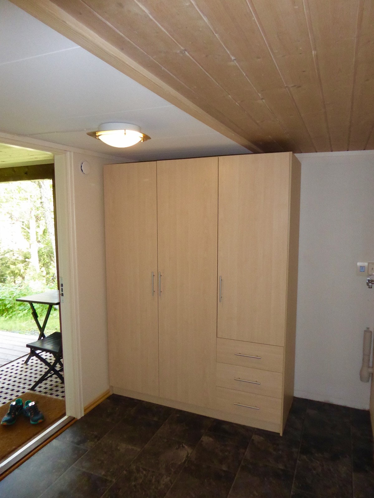 Entré med opplegg for vaskemaskin Galleribilde
