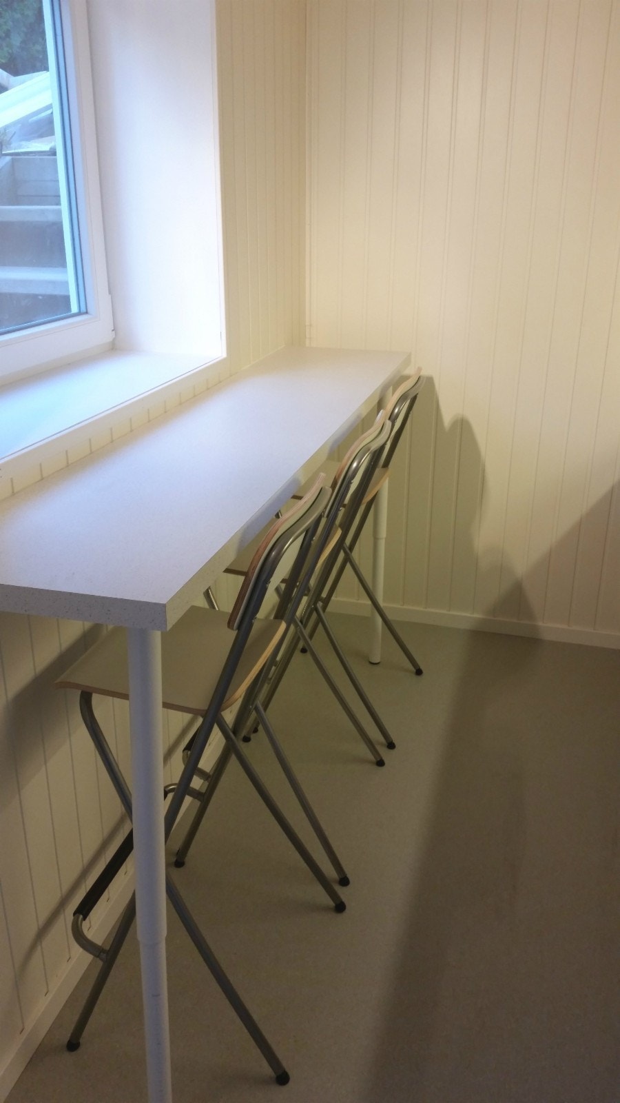 Hyggelig plass for å nyte et måltid. Galleribilde