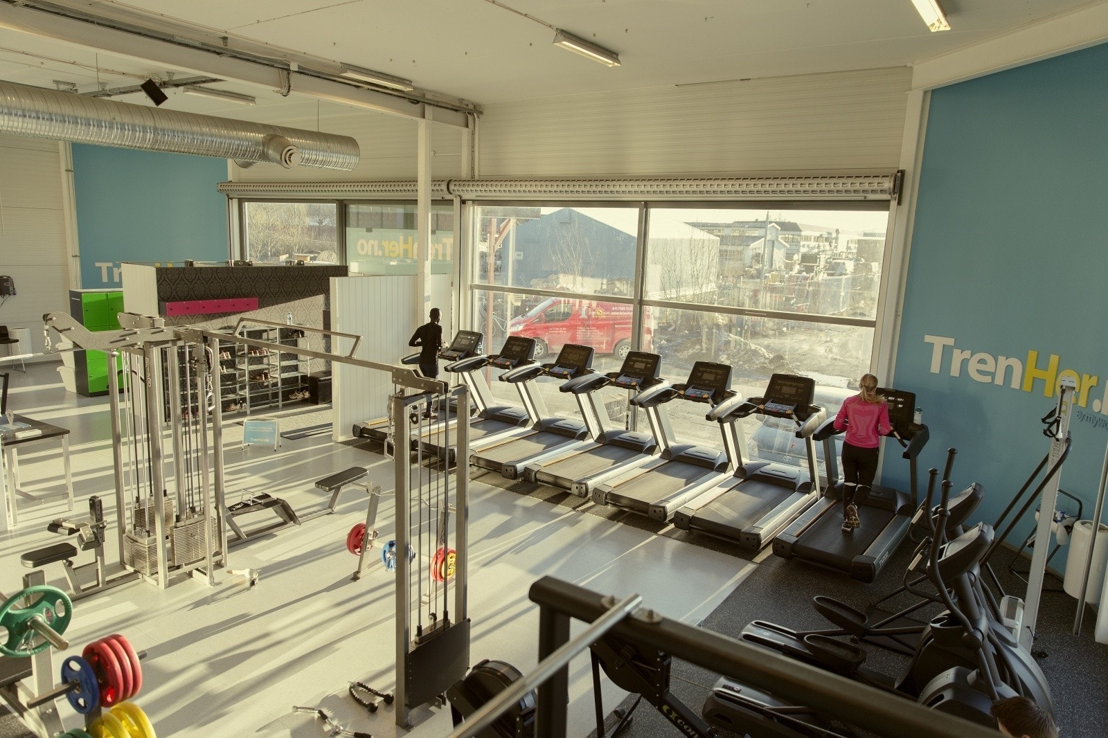 TrenHer ligger rett ved boligen. Impuls treningssenter også rett ved. Lav månedspris. Ingen bindingstid eller innmeldingsavgift. max 200 m Galleribilde