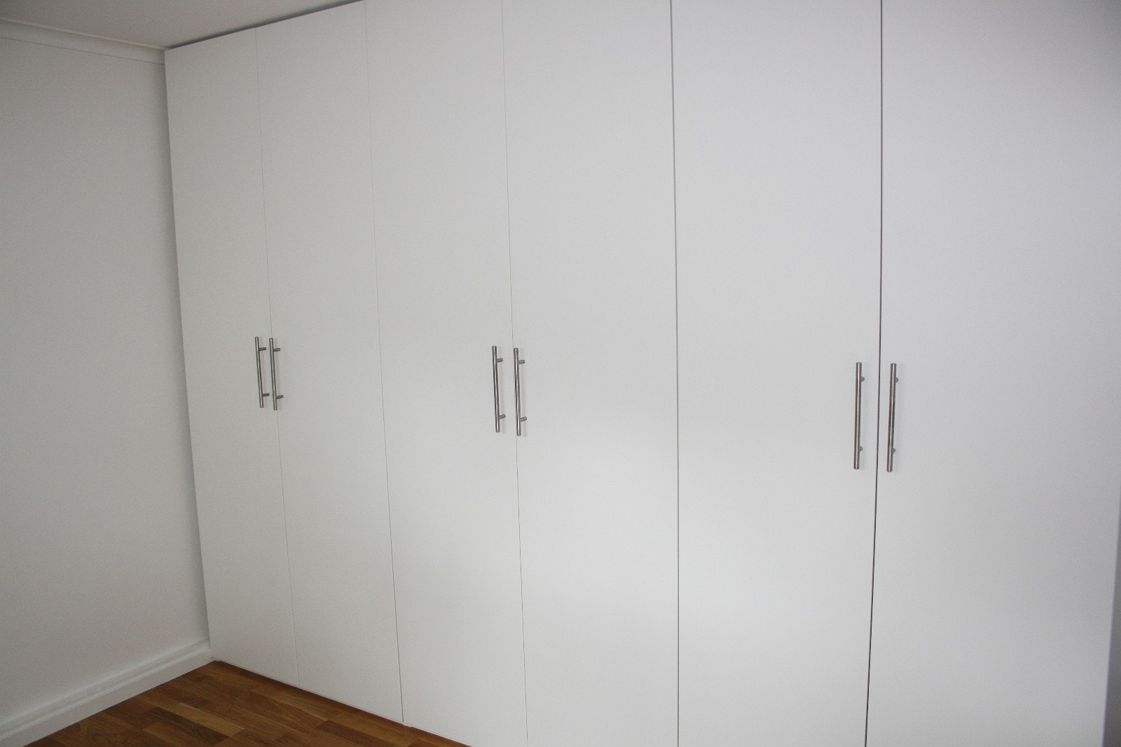 garderobeskap soverom Galleribilde