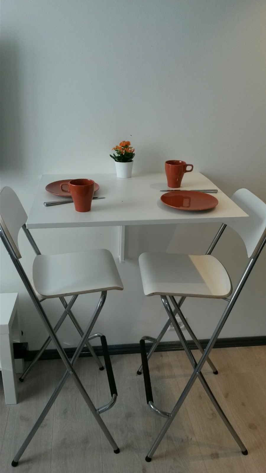Kjøkkenbord Galleribilde