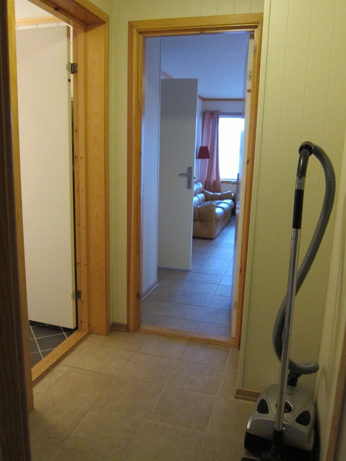 Gang til bad og to soverom Galleribilde