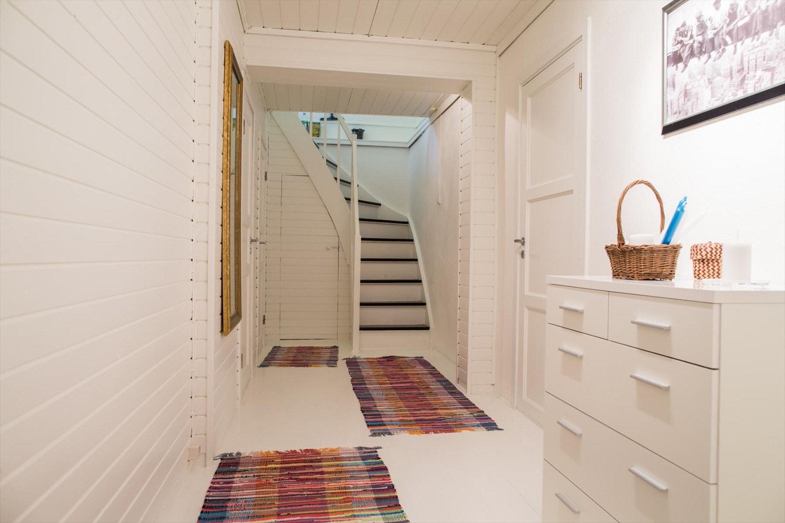 Gang i kjeller Galleribilde