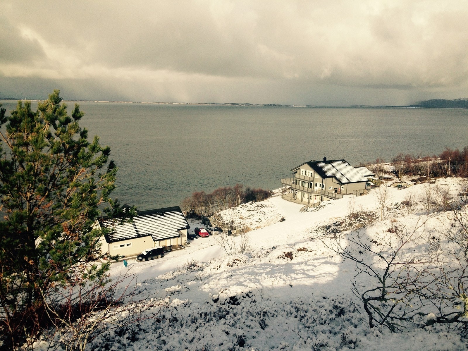 Utsikt over Trondheimsfjorden mot Ørland Galleribilde