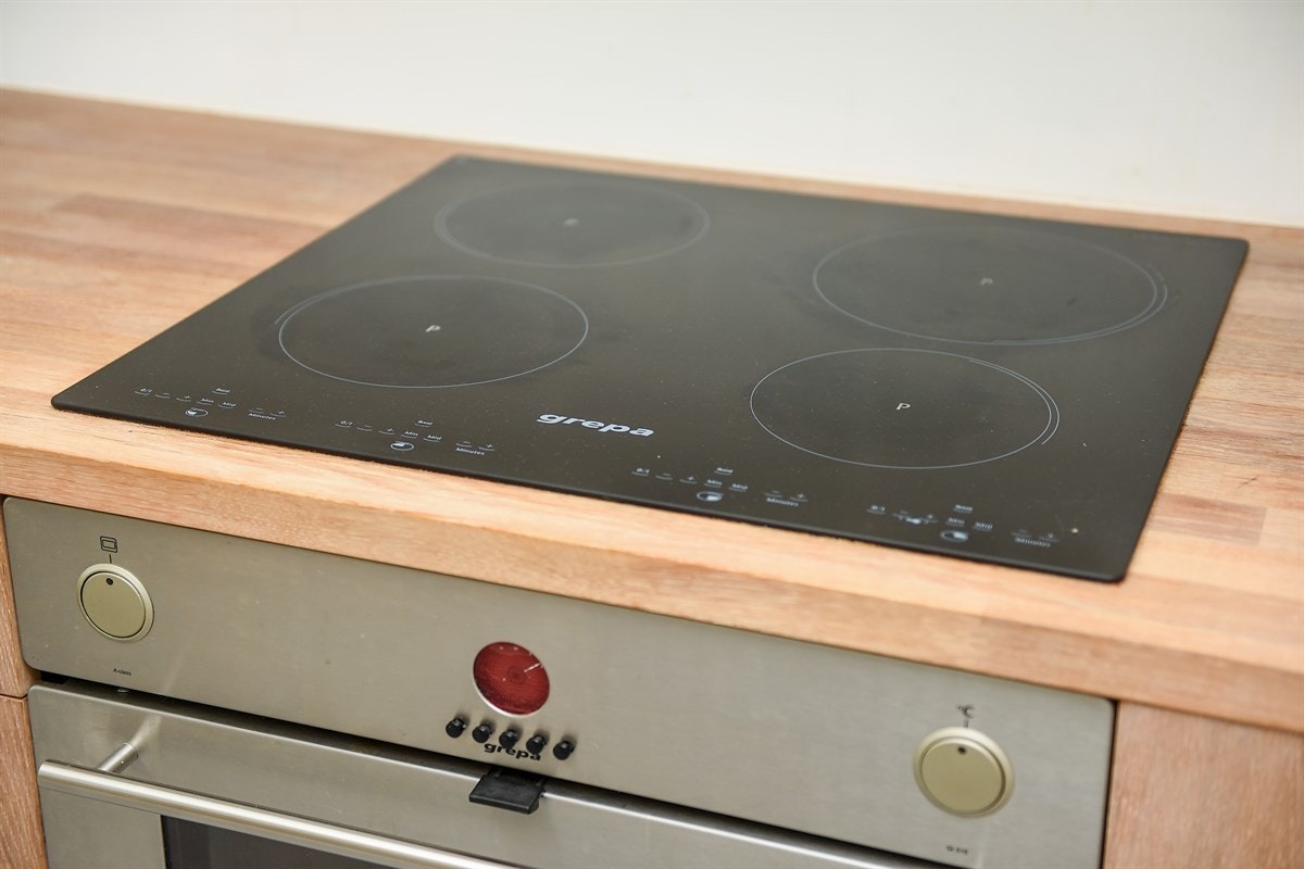 Induksjons topp og integrert komfyr Galleribilde