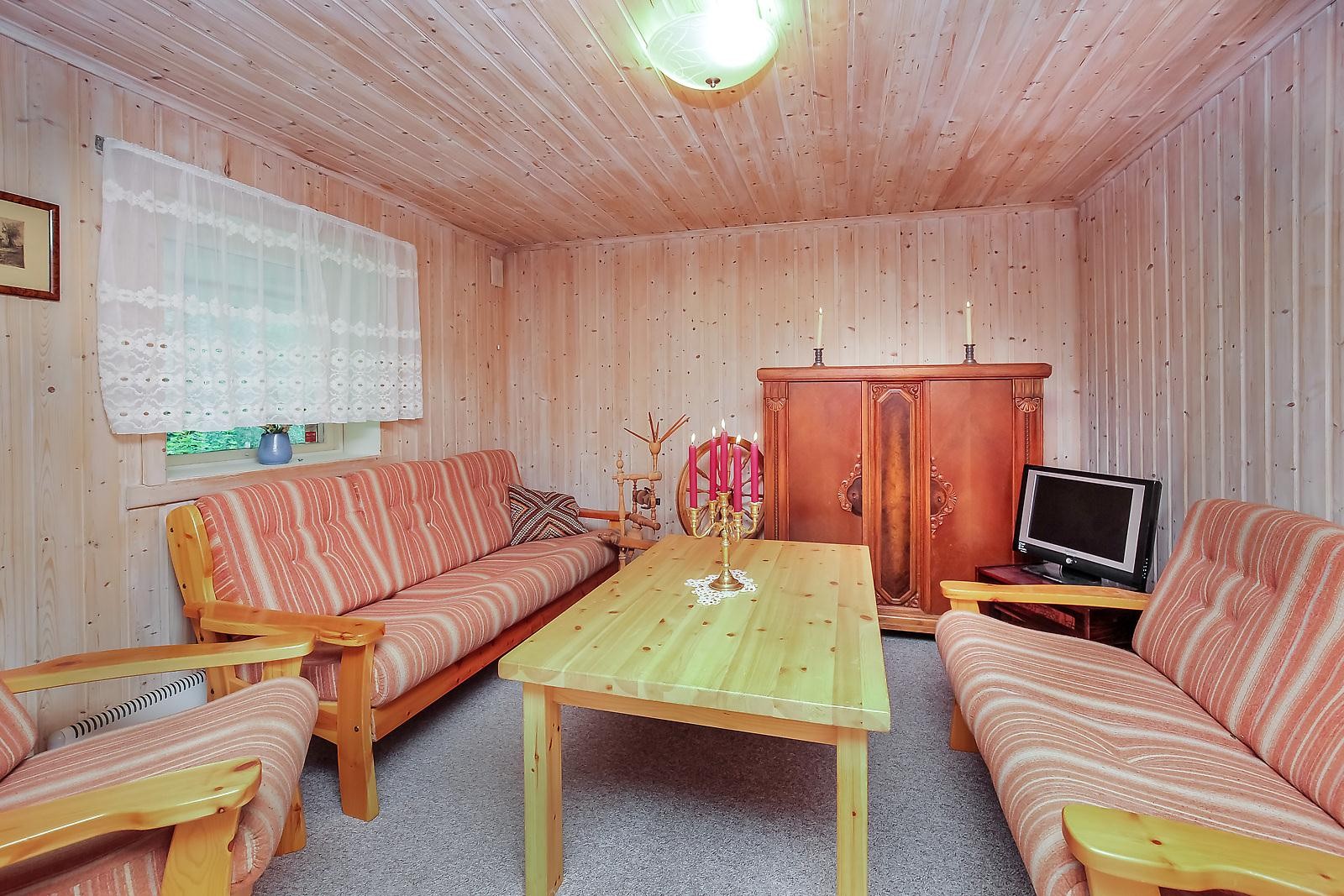 Soverom/stue i u.etg. Galleribilde