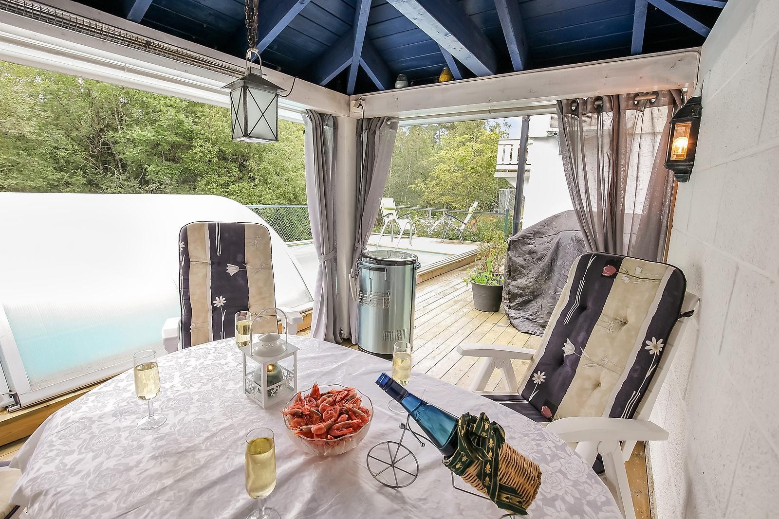 Koselig uteplass. Galleribilde