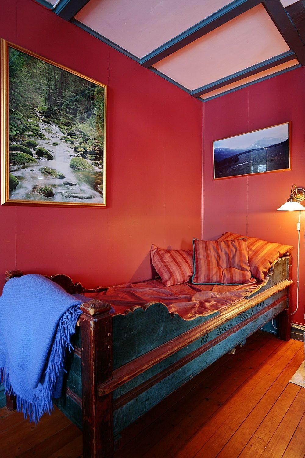 Soverom i "Skolestua" Galleribilde