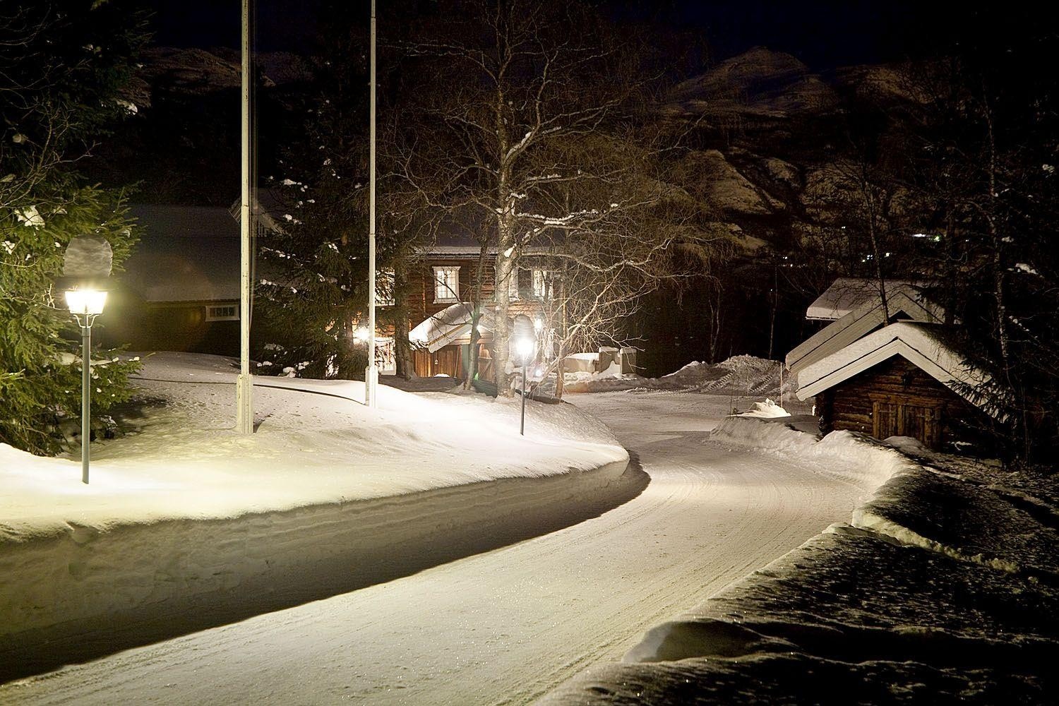 Innkjøringen til skinnfellgården Galleribilde