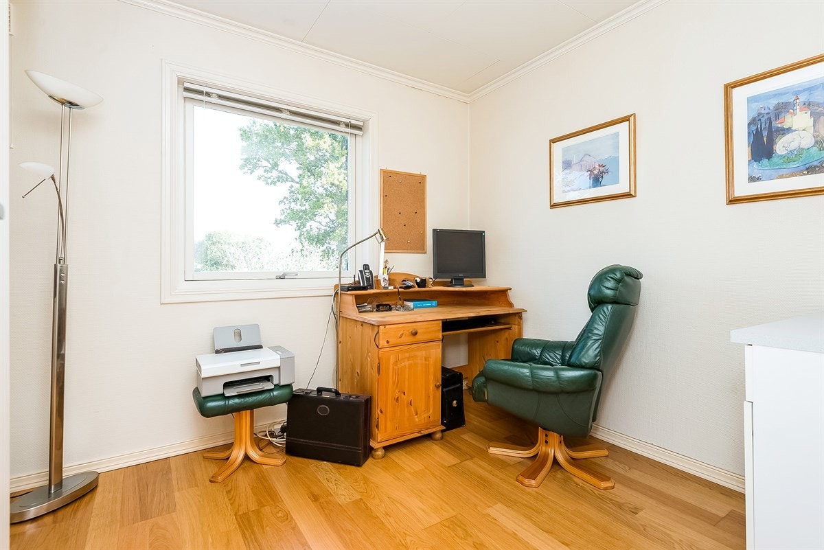 Disponibelt rom som idag brukes som kontor Galleribilde