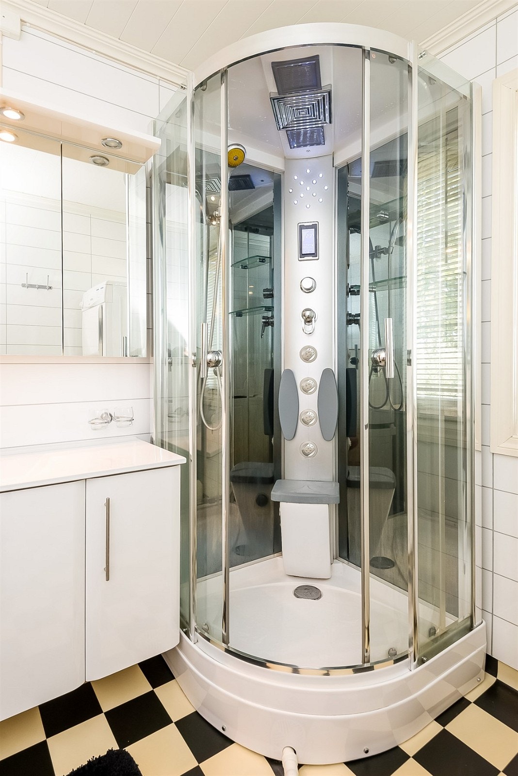Baderom med steamdusj Galleribilde