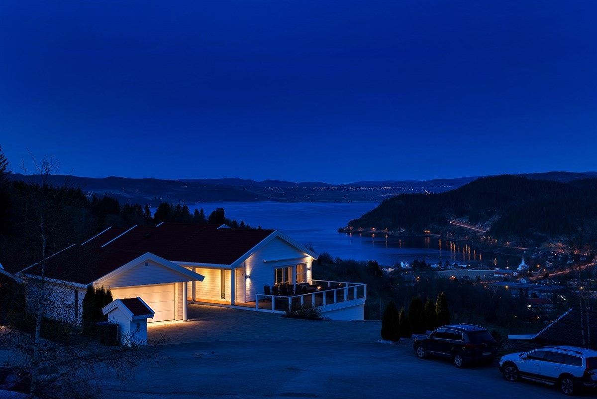 Velkommen til Gråbakkan 28 - en eiendom av de sjeldne! Galleribilde