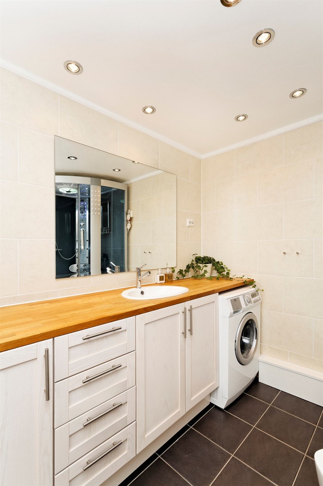 Opplegg vaskemaskin Galleribilde