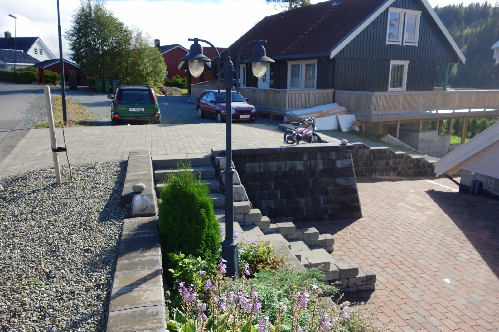 Parkeringsplass for 2 biler Galleribilde