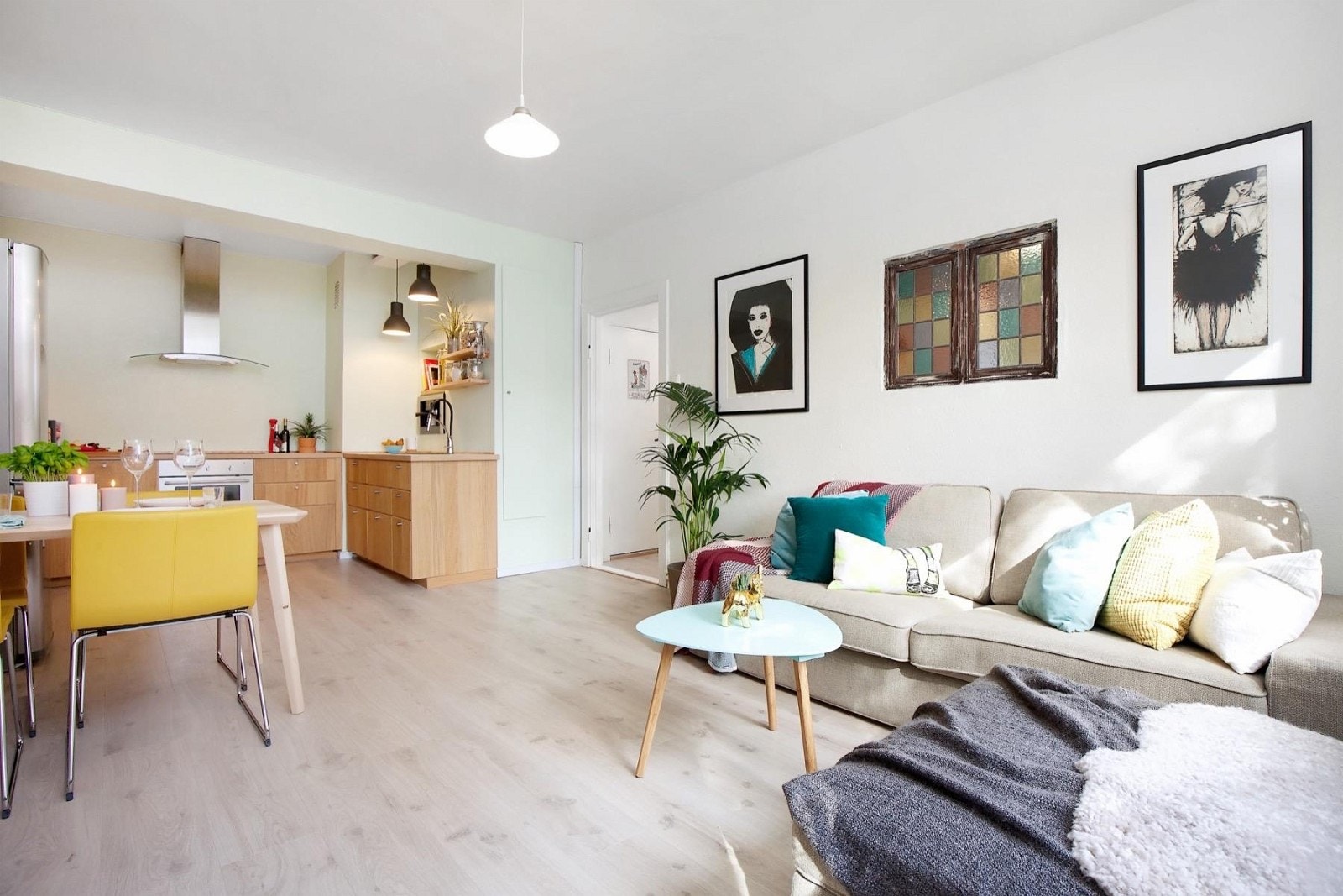 Leiligheten en god og arealeffektiv planløsning med praktisk rominndeling. Galleribilde
