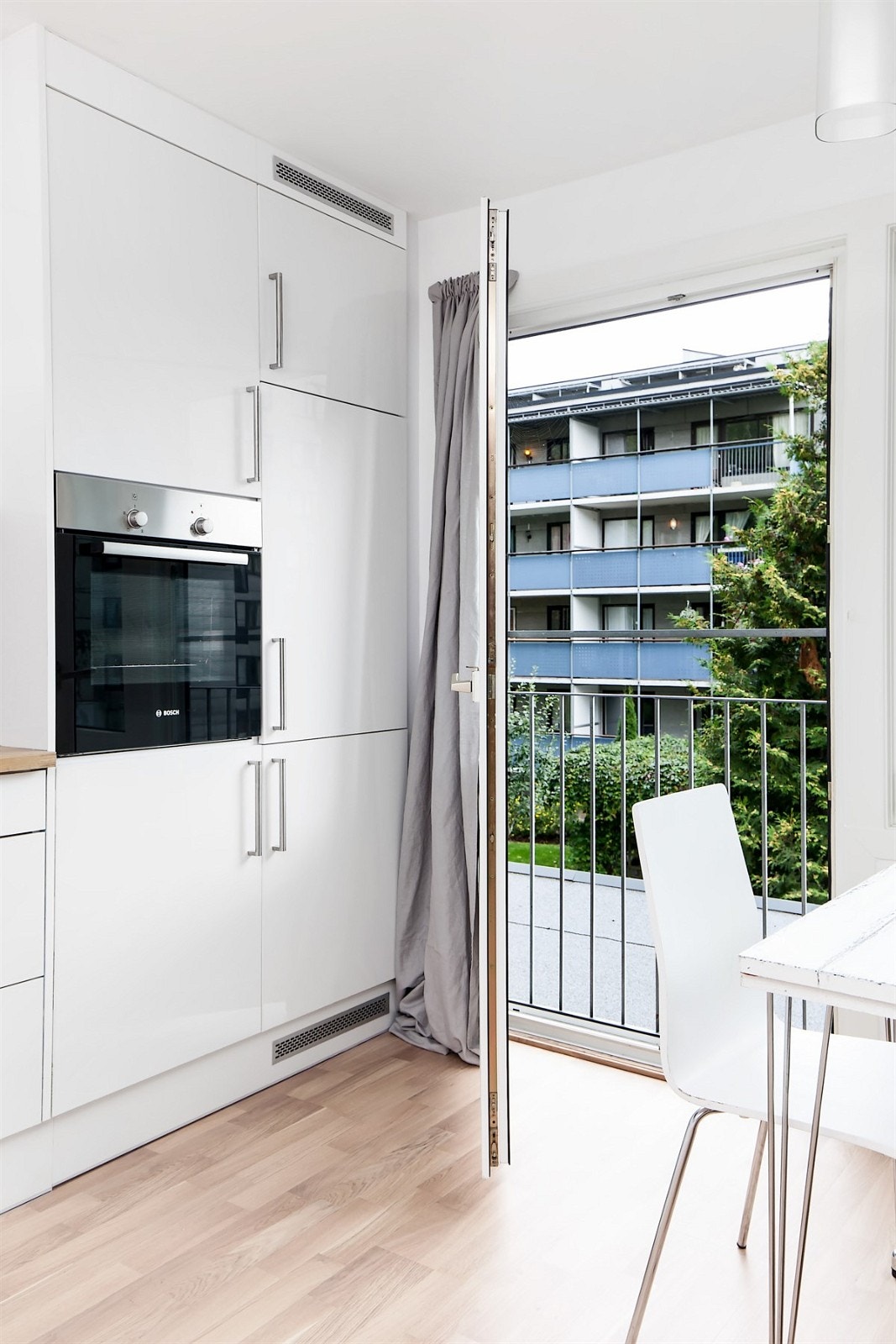 Utgang til balkong Galleribilde