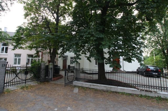 Porten inn til gårdsplassen Galleribilde