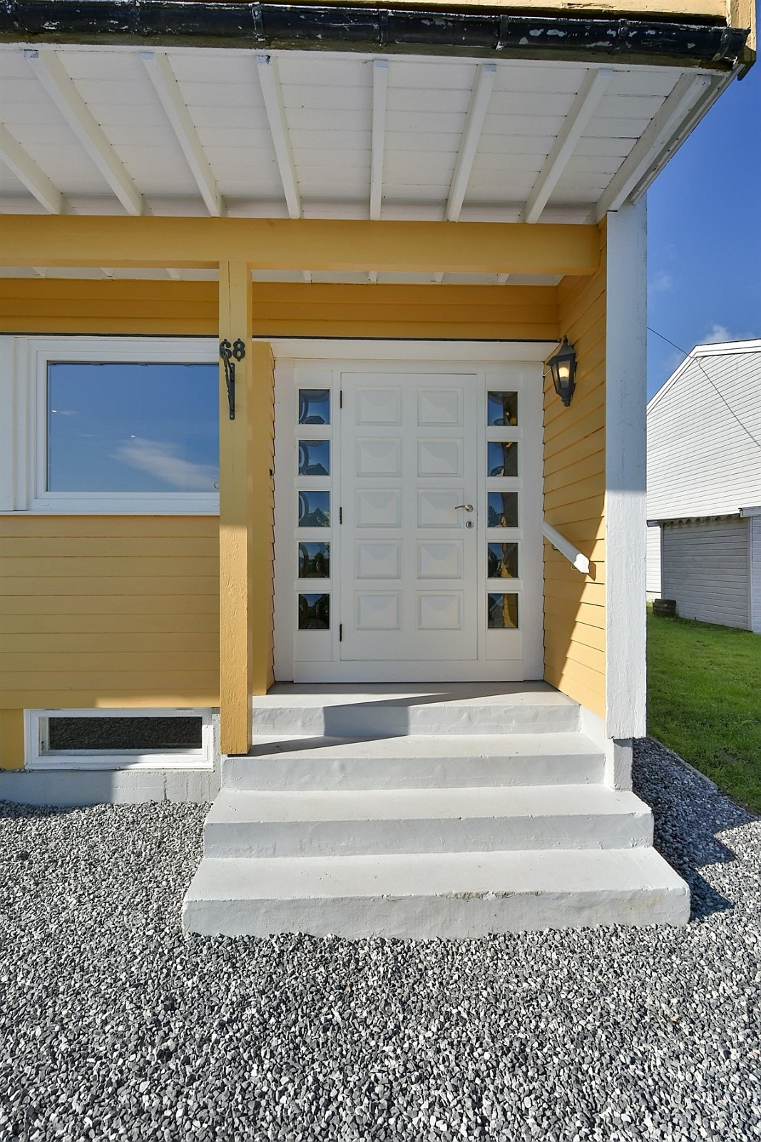 Inngangsparti. Galleribilde