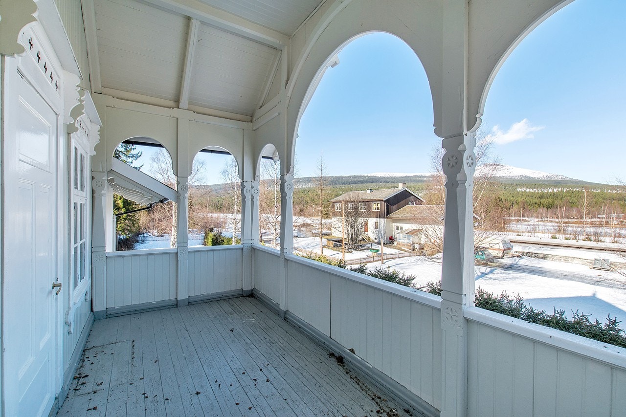 Balkong på hovedbygningen Galleribilde