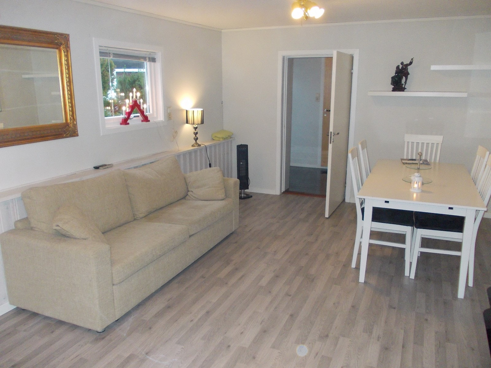 Alternativ møblering på stua. Galleribilde