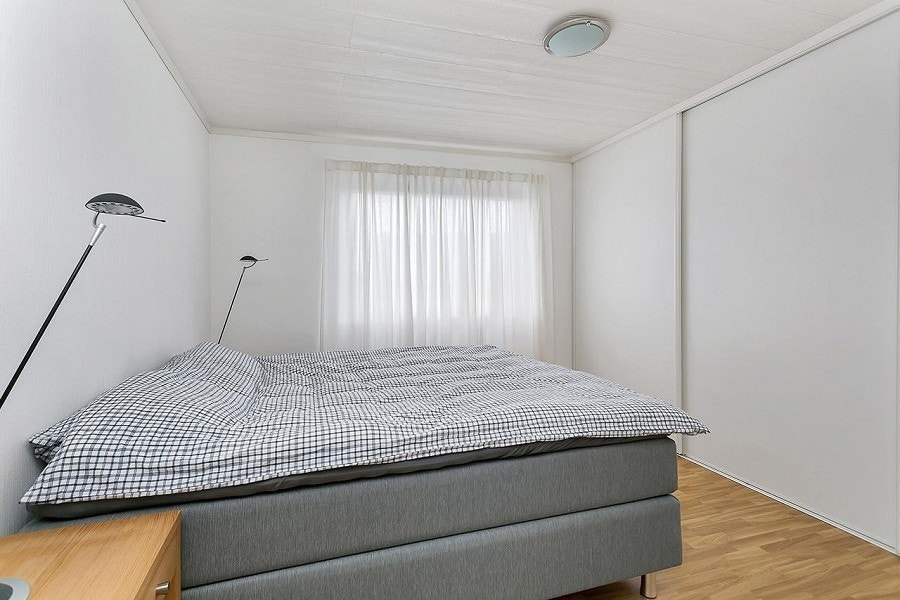 Soverom vendt mot forsiden av huset Galleribilde