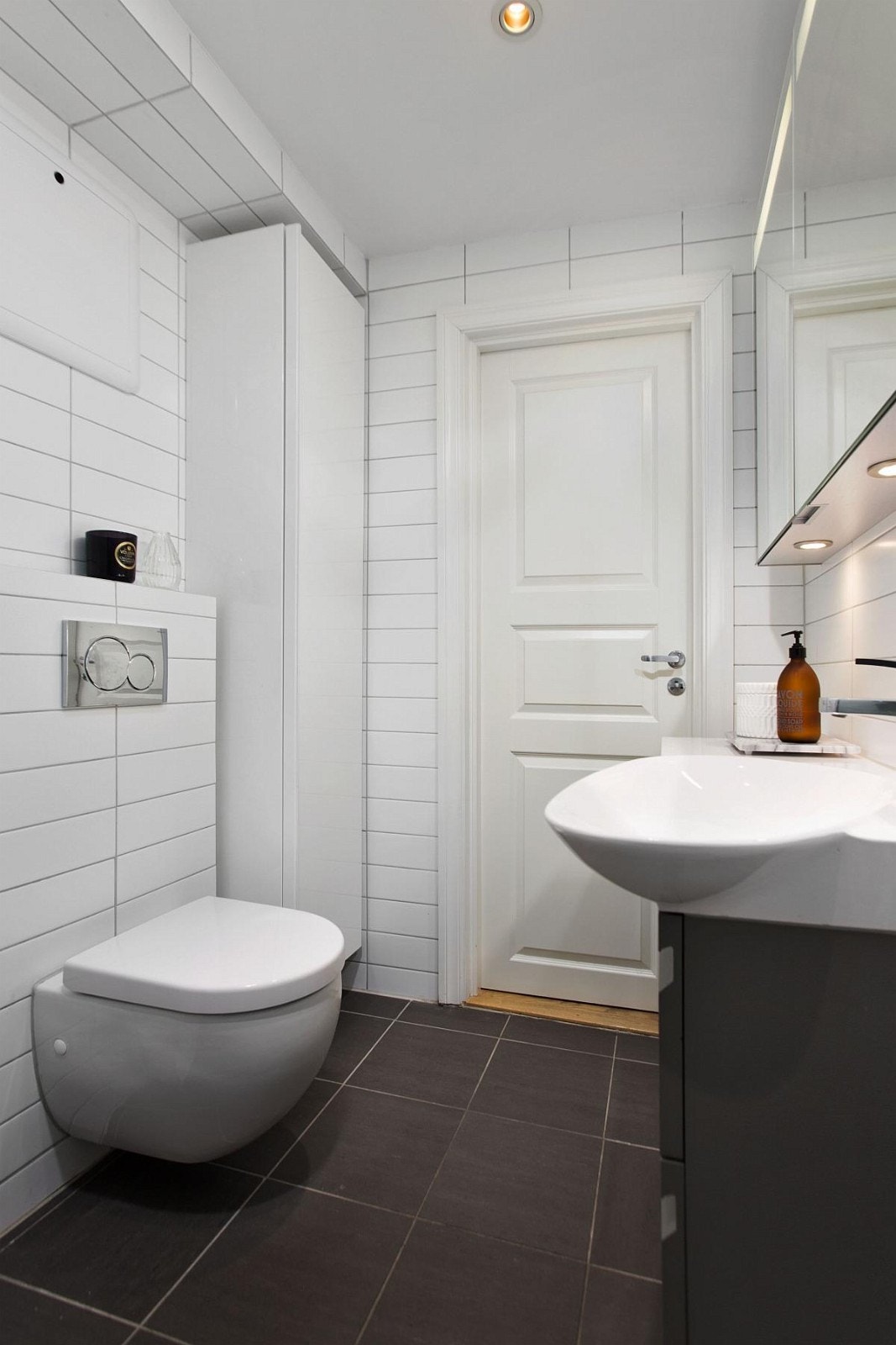 Delikat flislag bad/wc med gulvvarme Galleribilde