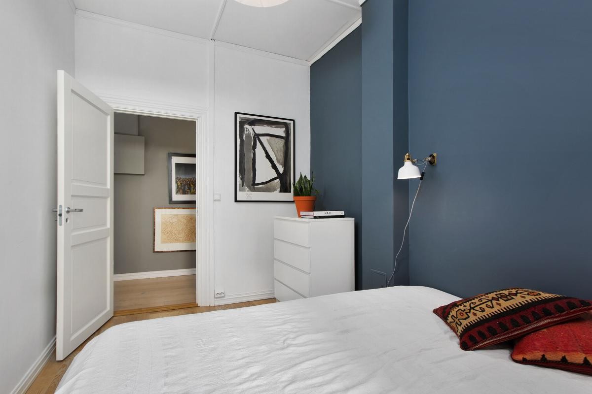 Soverom I med utgang til romslig balkong Galleribilde