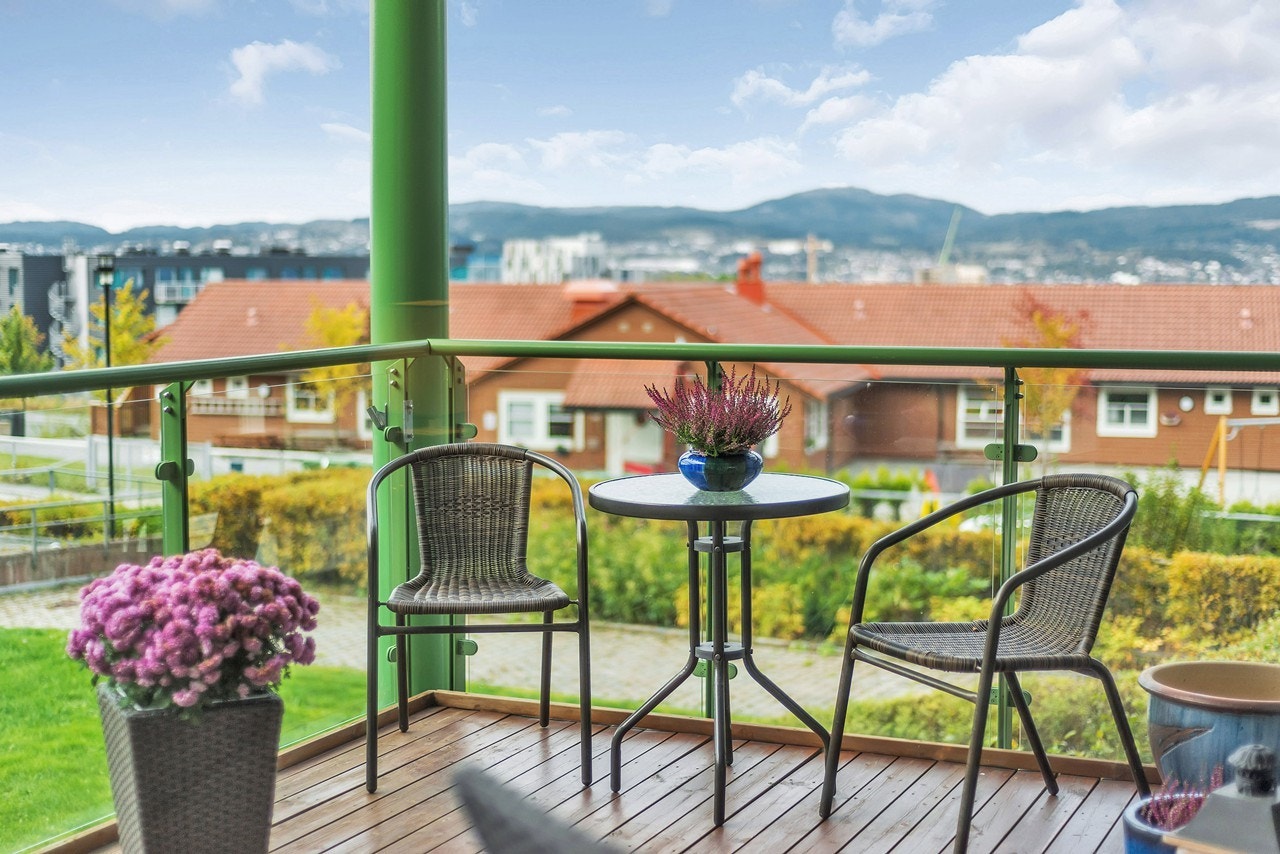 Her kan man nyte sene sommerkvelder og se solnedgangen utover Trondheim Galleribilde