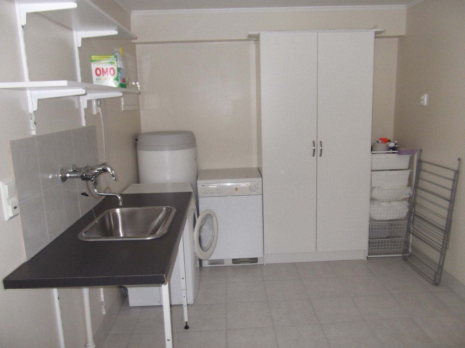 stort vaskerom Galleribilde