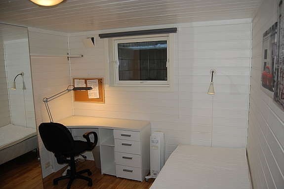 Room KOLNES Galleribilde