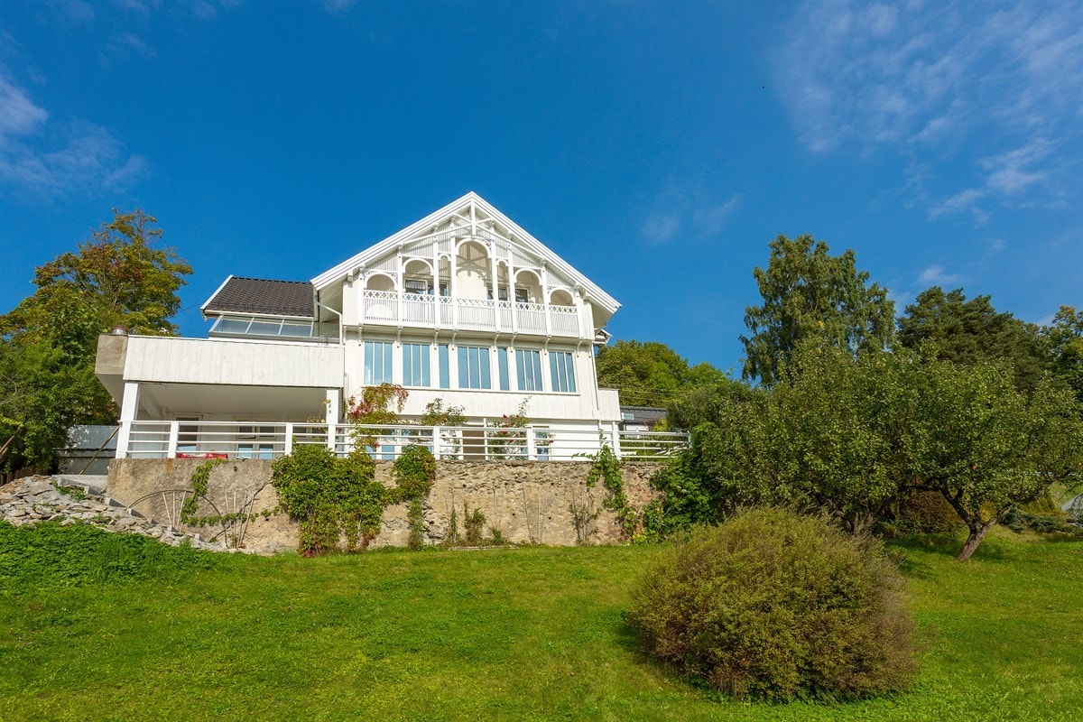 Marstranderveien 12 er en klassisk villa fra 1928 Galleribilde