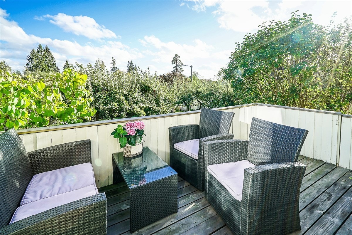 Terrasse med utgang fra stuen Galleribilde