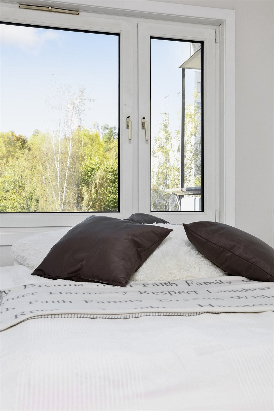 Flott utsyn fra soverom. Galleribilde