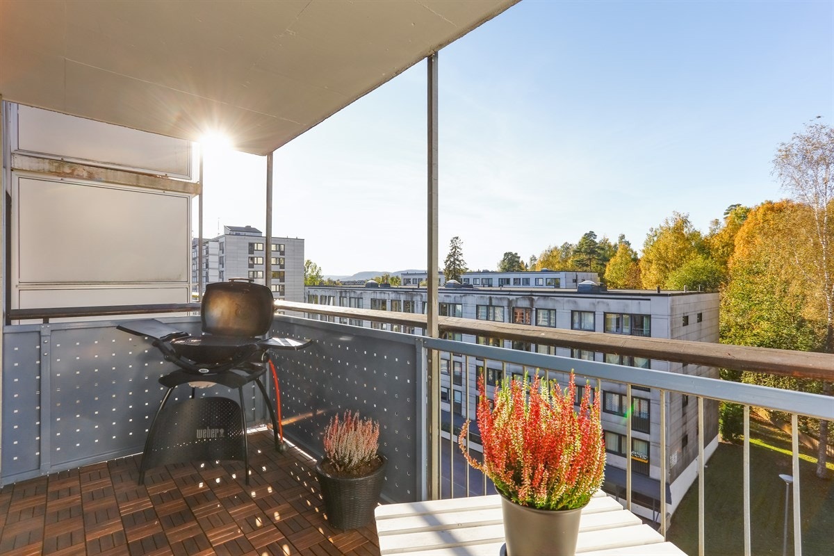 Privatmegleren Park v/adv. Christoffer Brekke-Hammersland har gleden av å presentere Hovseterveien 84. VELKOMMEN. Galleribilde