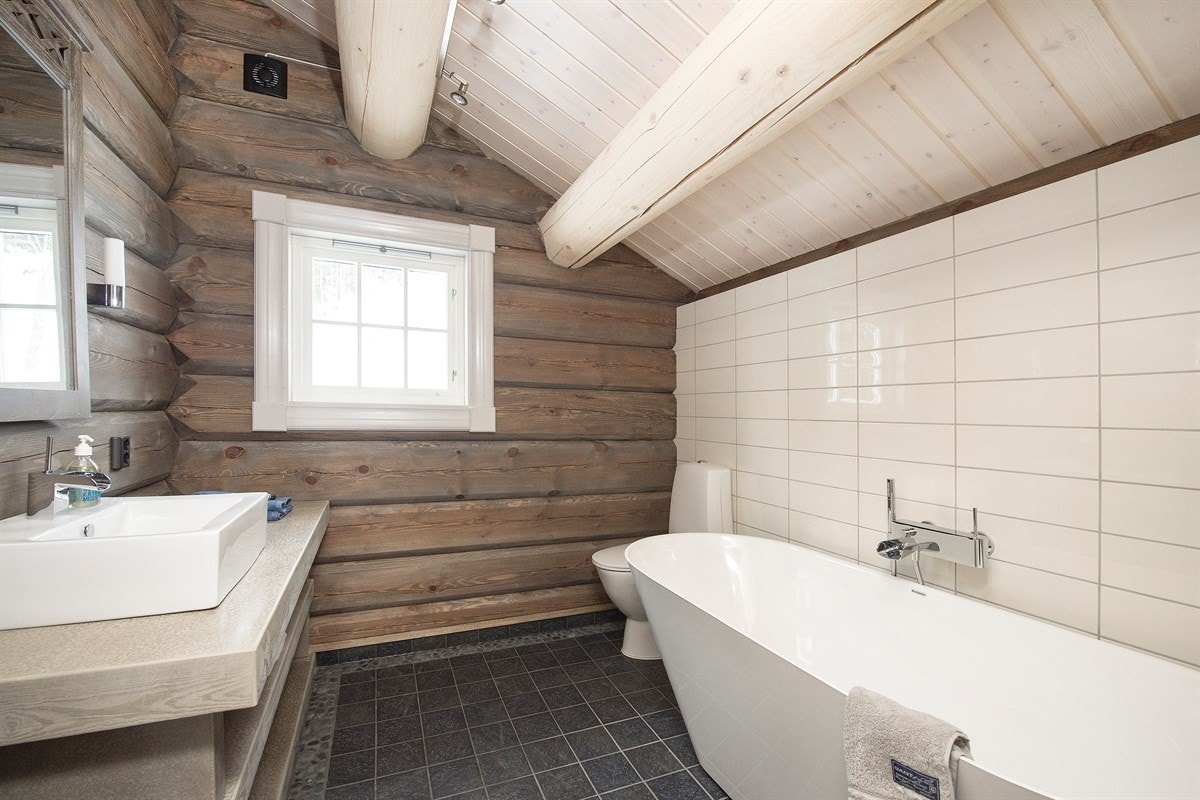 Bad 2. etg Galleribilde