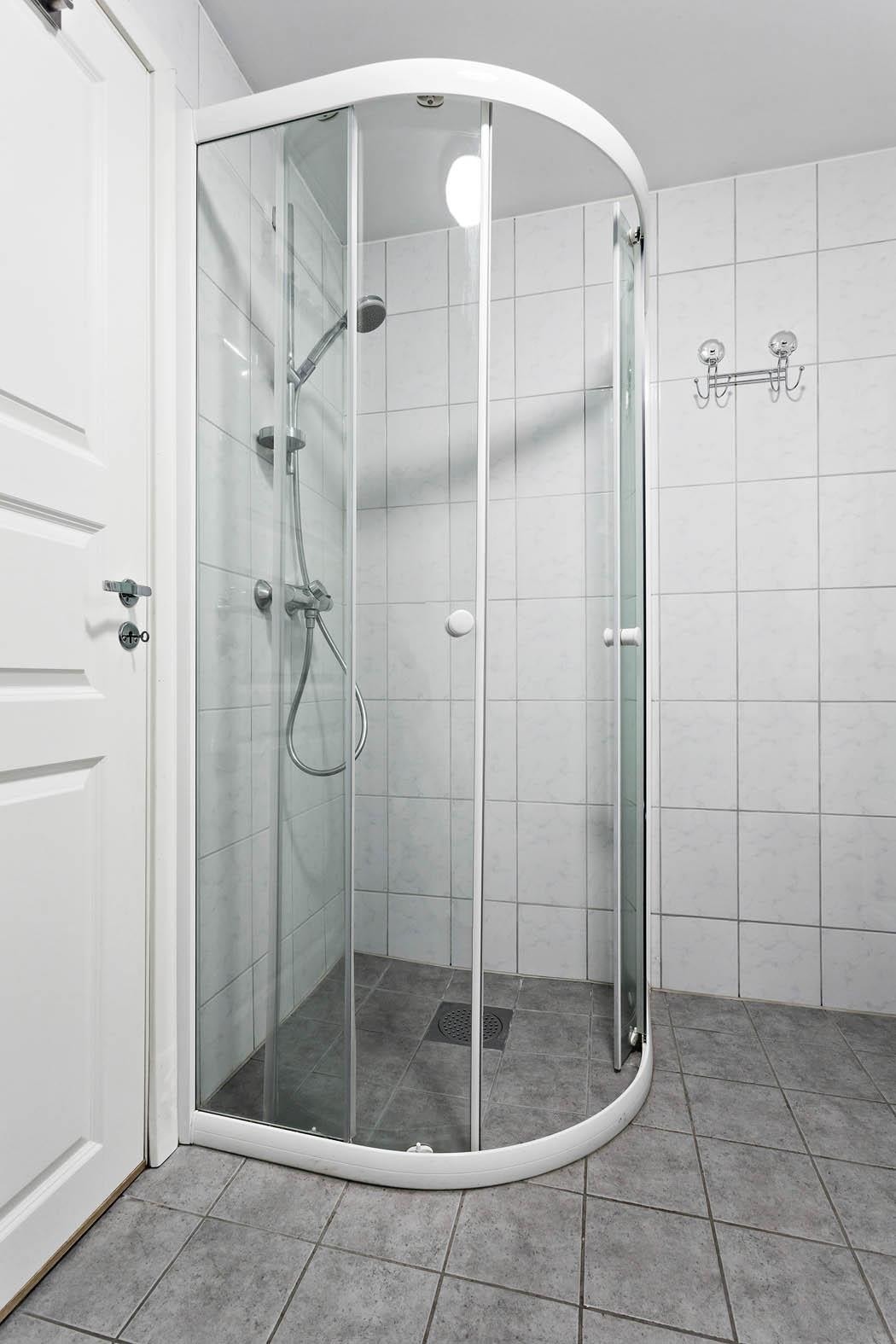 Bad i underetasje Galleribilde