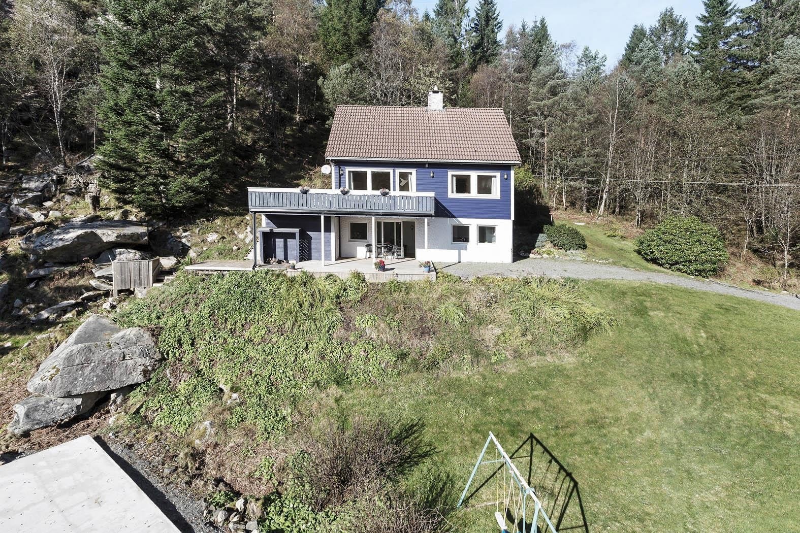 God plass til parkering på egen tomt. Galleribilde