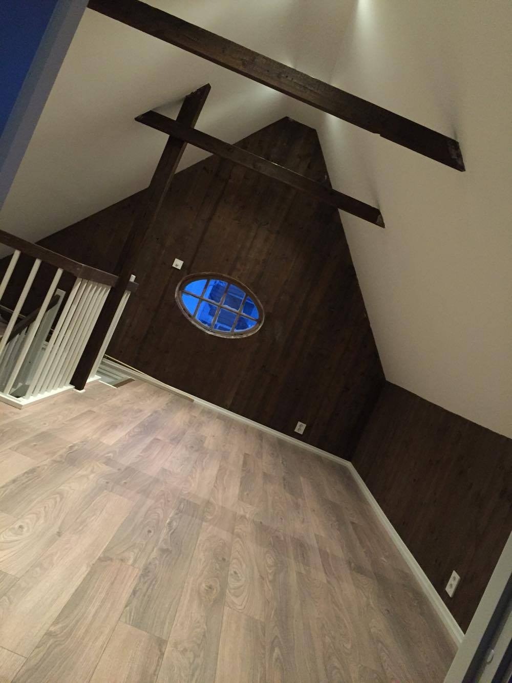 Tvstue/soverom 3 etg Galleribilde