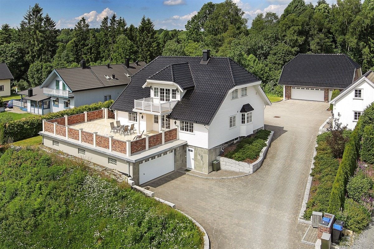 Velkommen til en unik og særpreget eiendom Galleribilde