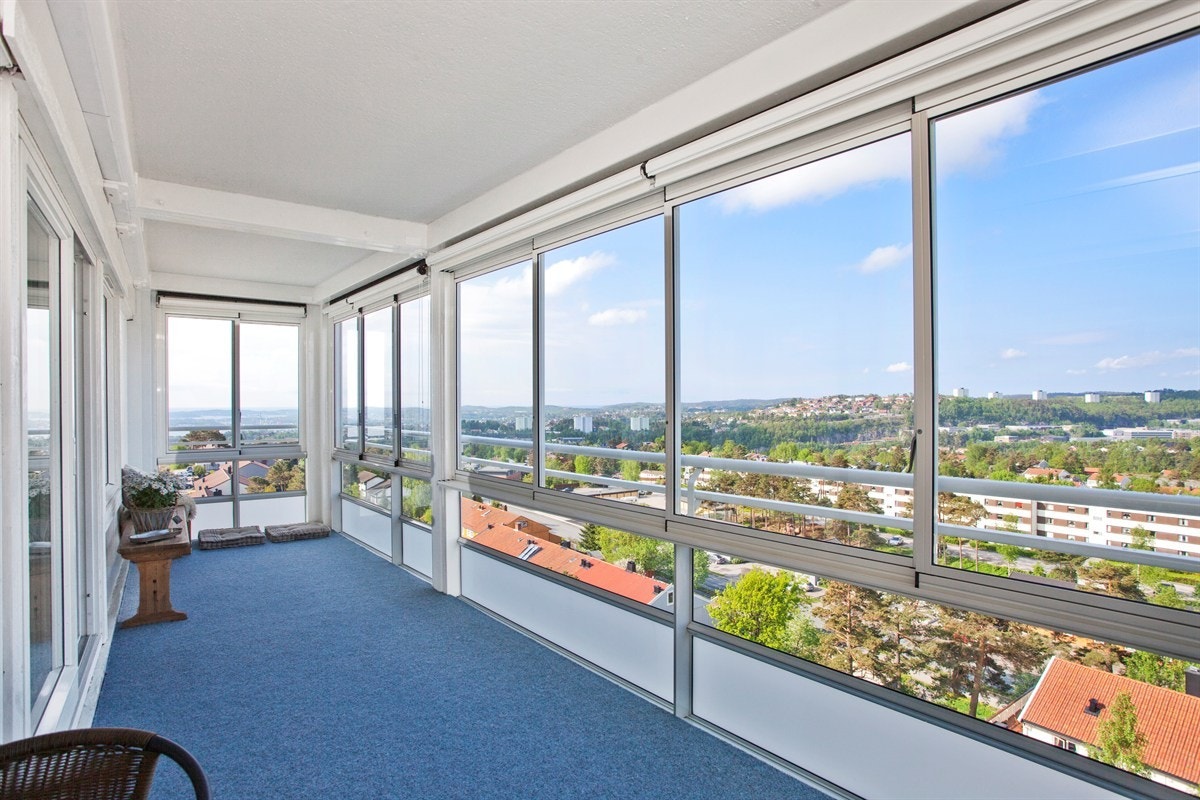 Panoramautsikt fra den vestvendte verandaen! Galleribilde