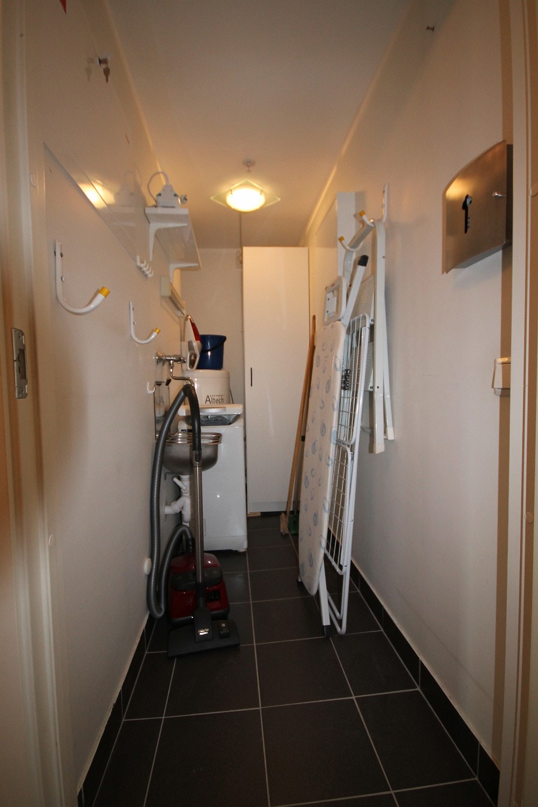 Vaskerom. Galleribilde