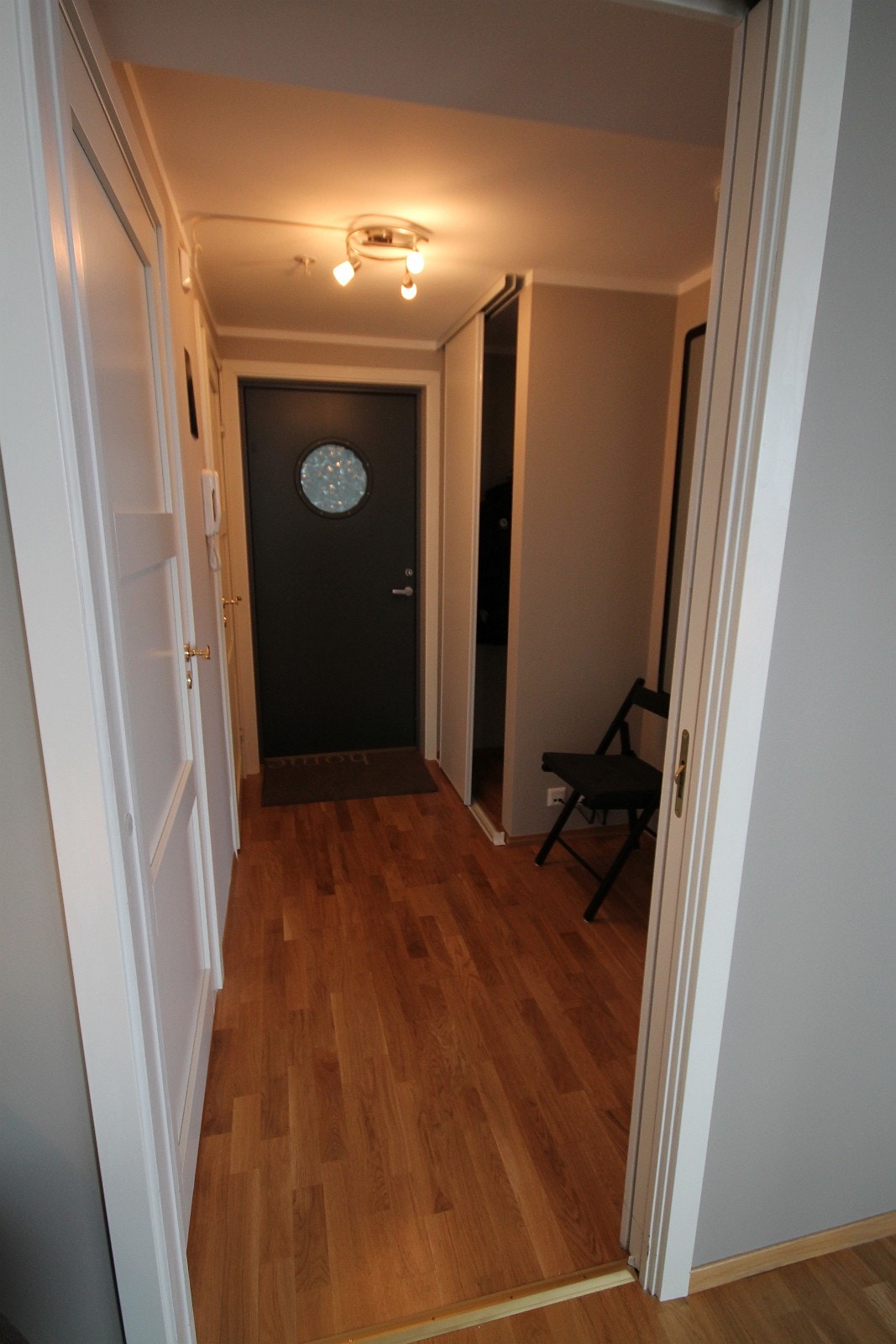 Gang / Vindfang. Galleribilde