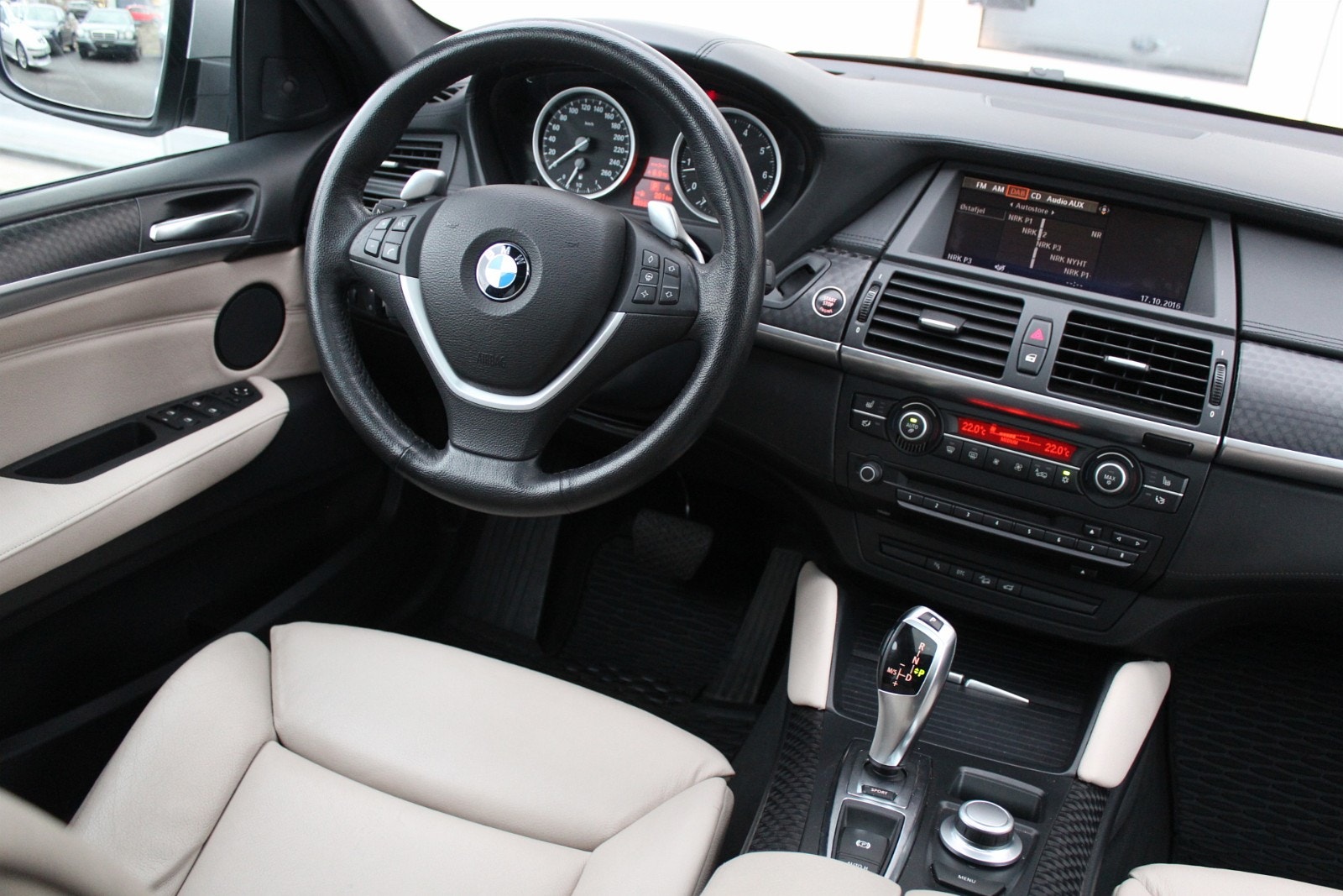 BMW X6 36