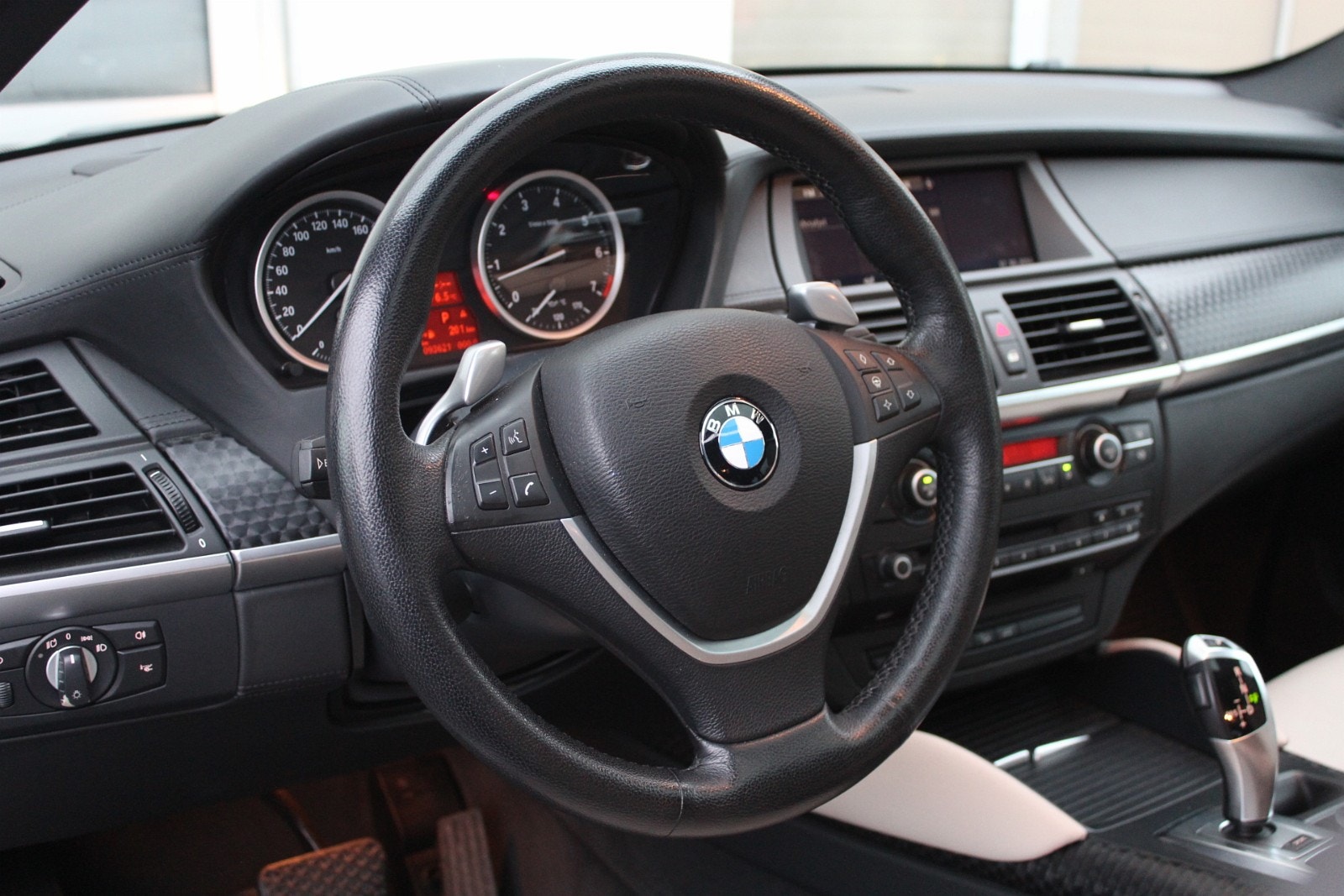 BMW X6 24