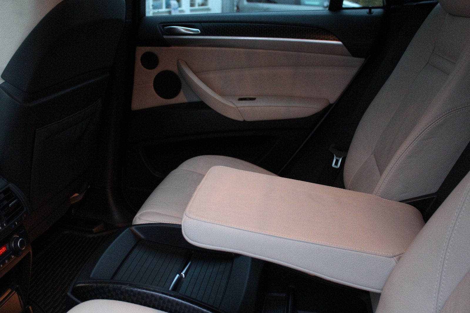 BMW X6 28