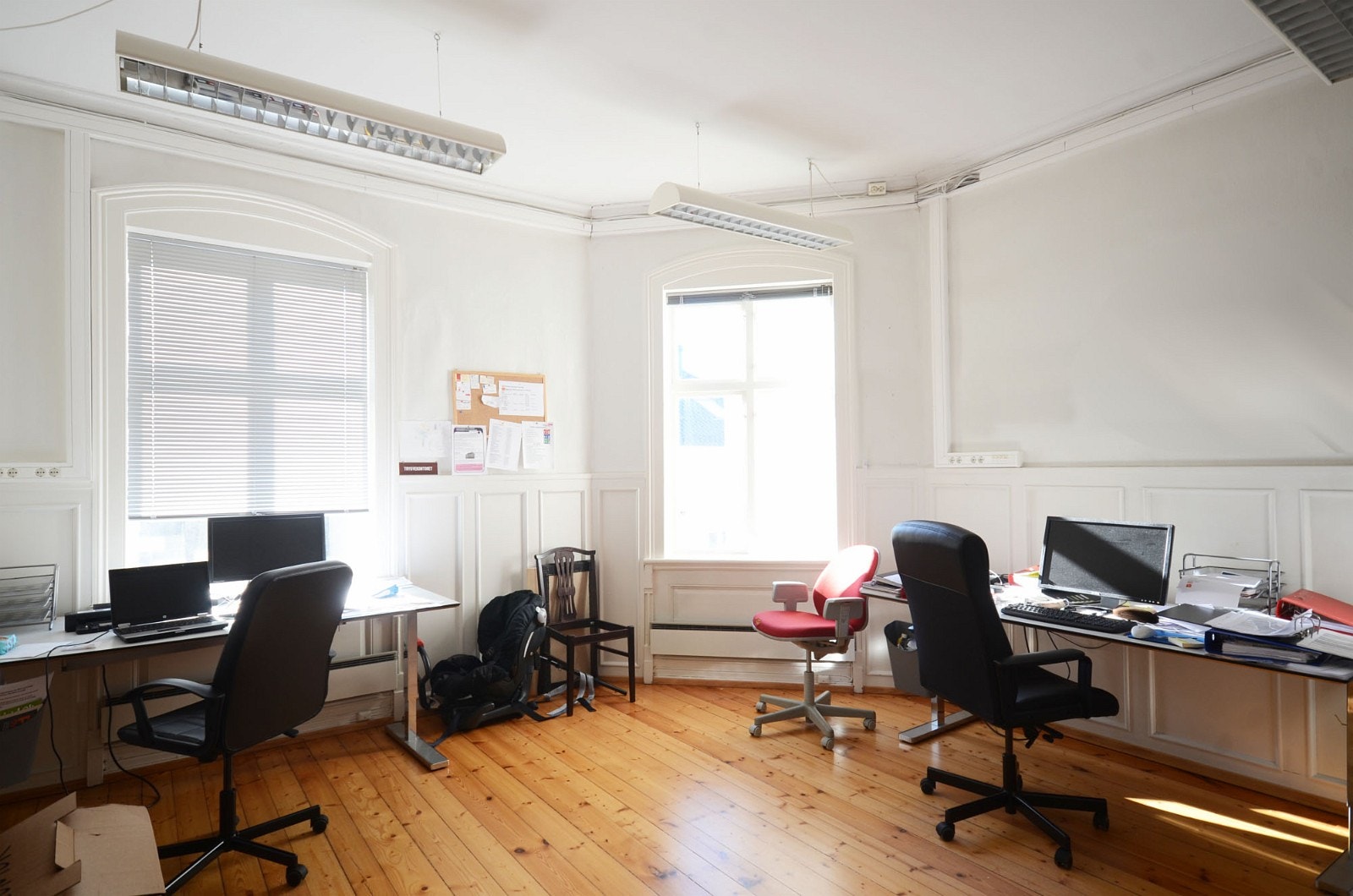 Kontor 1. etasje Galleribilde