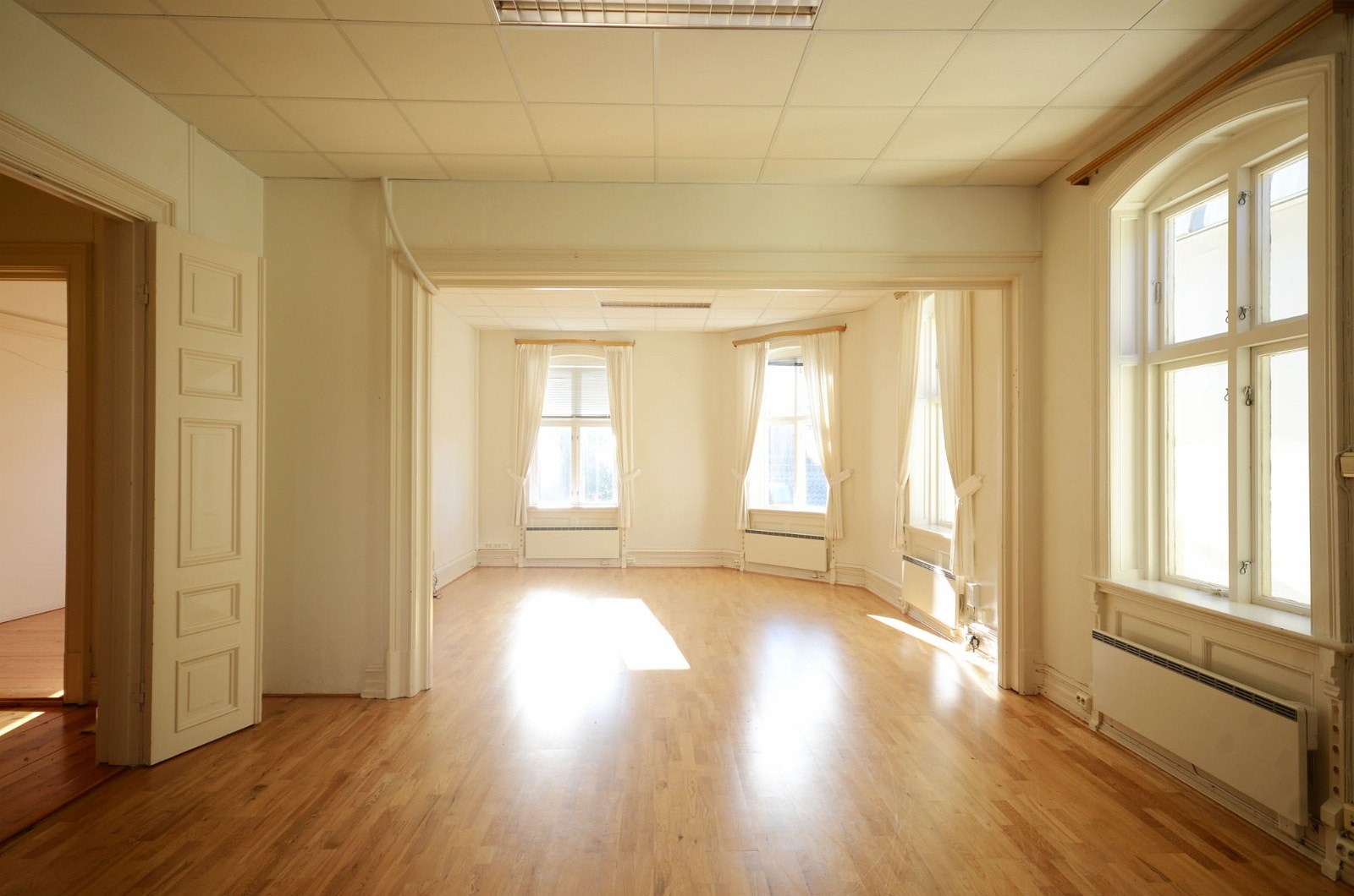 Kontor 2. etasje Galleribilde