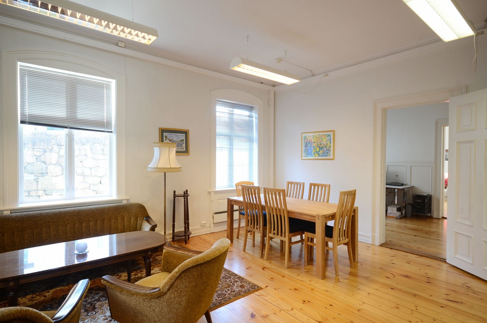 Kontor 1. etasje Galleribilde